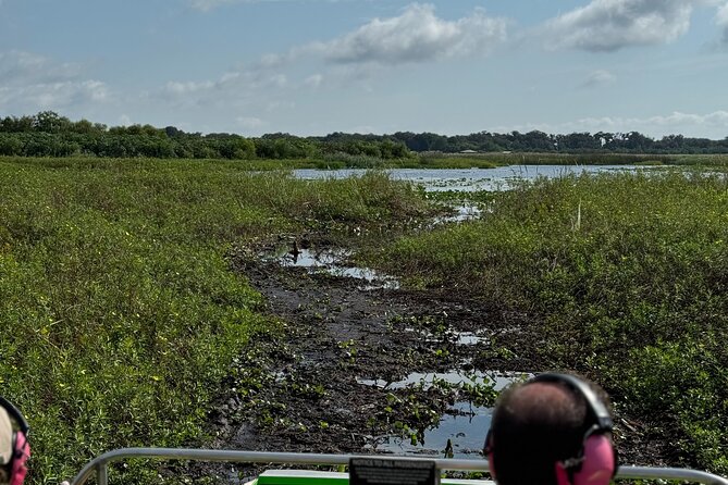 1 Hour Everglades Airboat Tour Orlando Florida - Stadium-Style Seating: Better Views Without the Neck Pain