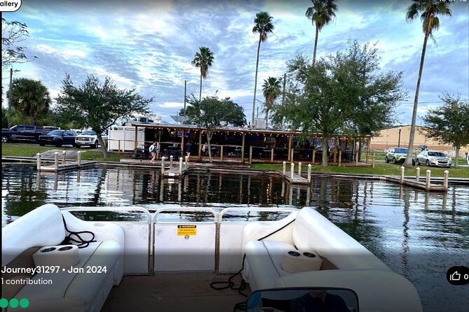 1 Hour Scenic Pontoon Day Cruise - A 1-Hour Pontoon Cruise That Fits Real Vacation Days