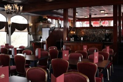Dining Cruise Experiences on St Johns River from Sanford Florida - Boarding timing: why 30 minutes early helps