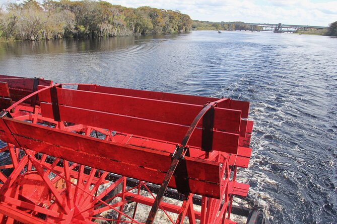Dining Cruise Experiences on St Johns River from Sanford Florida - The cash bar and cocktail timing reality check