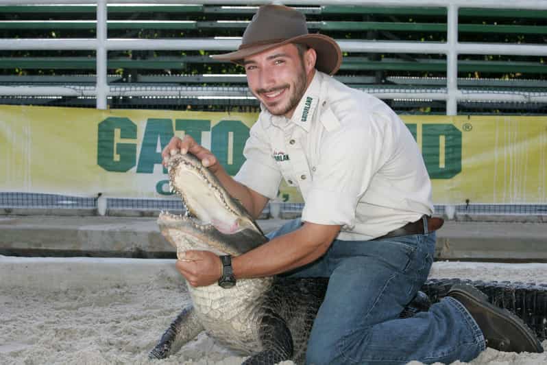 From Orlando: Airboat Tour & Gatorland with Hotel Pickup - Switching Gears: How the Ride Flows Into Gatorland