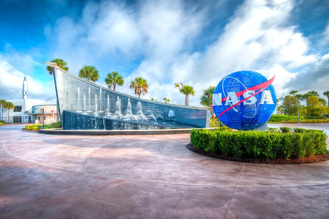 Kennedy Space Center with Airboat Ride Swamp Boat - Astronaut Meet-and-Greet: Great If You Travel with Kids