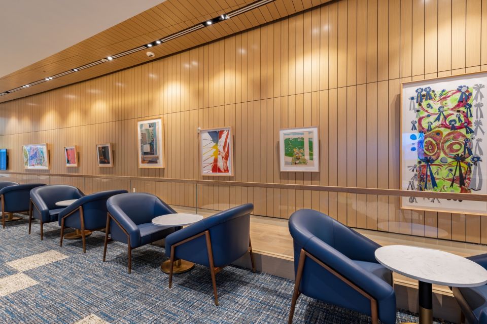 MCO Orlando International Airport: Plaza Premium Lounge - Crowds and noise: when the lounge helps most (and when it doesn’t)
