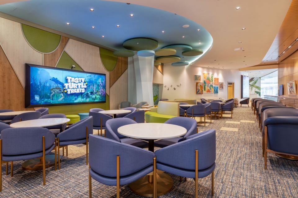 MCO Orlando International Airport: Plaza Premium Lounge - Price and value: is $90 for 3 hours a fair deal?