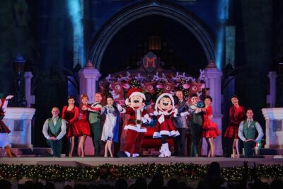 Mickey's Very Merry Christmas Party at the Magic Kingdom - The Full Experience Flow at Magic Kingdom (And How to Pace It)