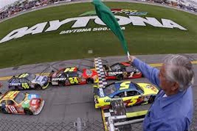 NASCAR Daytona 500 at Daytona International Speedway with Transportation - The pre-race window: timing can be tight