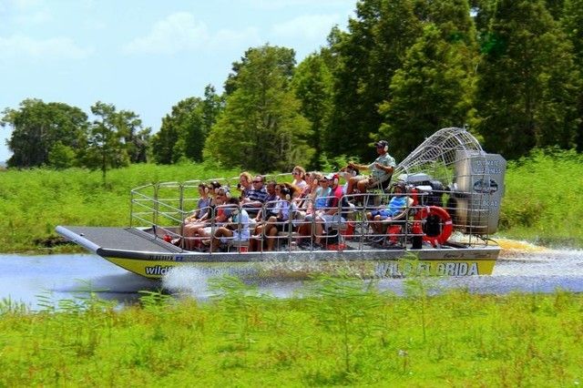 Orlando: Airboat Ride Tour with Hotel Pickup - Hotel Pickup with Gray Line: Getting There Without Stress