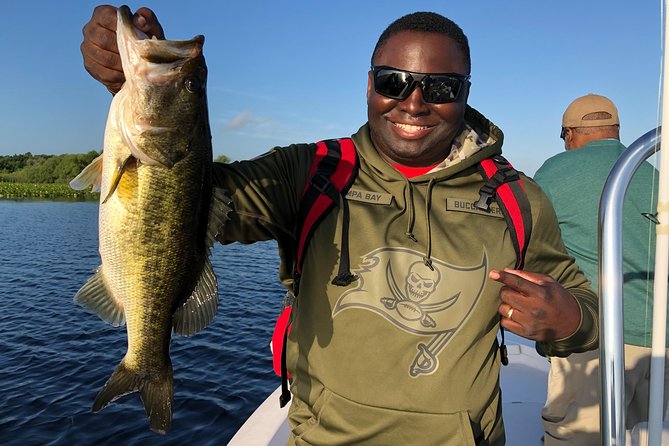 Orlando Bass Fishing Guide near iDrive - What’s included: gear, safety, bottled water, and marina facilities