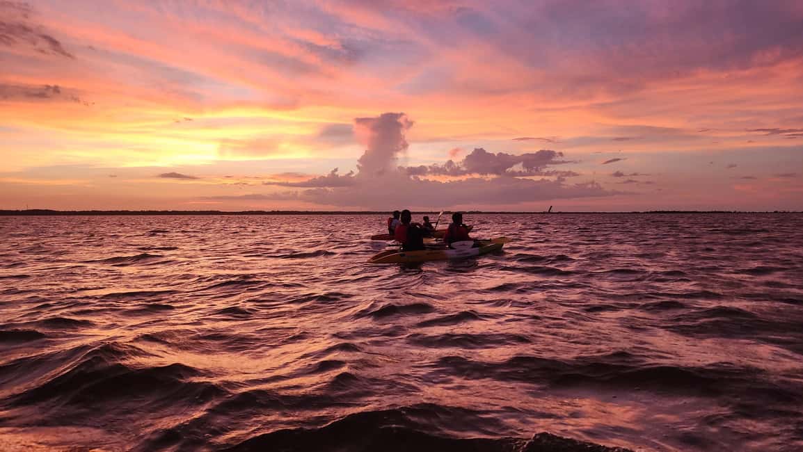 Orlando: Bioluminescence Kayak Adventure - The 10-minute safety talk and the 80-minute Shipyard Island time