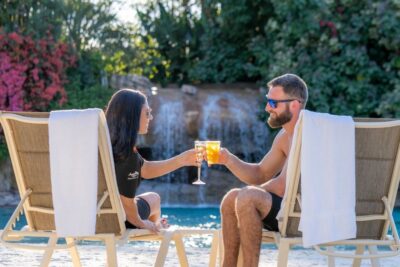 Orlando: Discovery Cove Admission Ticket & Additional Parks - How a Typical Day Flows: Check-In, Breakfast, and Your Swim Zones