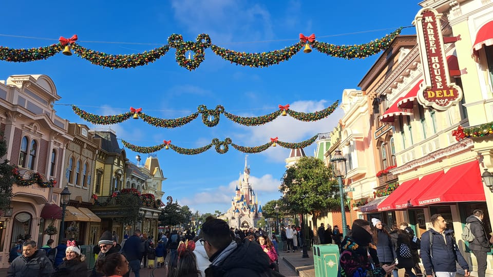 Orlando: Disneyworld and Universal Studios Personal Planner - Hotel and ticket strategy: value depends on your goals