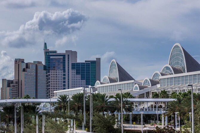 Orlando Family Private Tour: Downtown Wonders - Starting point at SunTrust Center Parking: get oriented fast