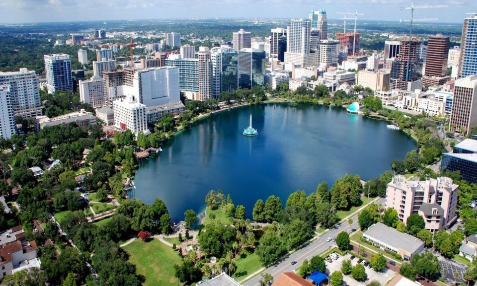 Orlando: Half-Day Sightseeing Tour + Eat & Play Savings Card - Downtown drive and the Lake Eola stop: Orlando’s core, up close