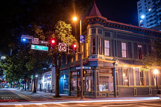 Orlando Haunts Boos and Booze Haunted Pub Crawl - Guide quality matters more than you think