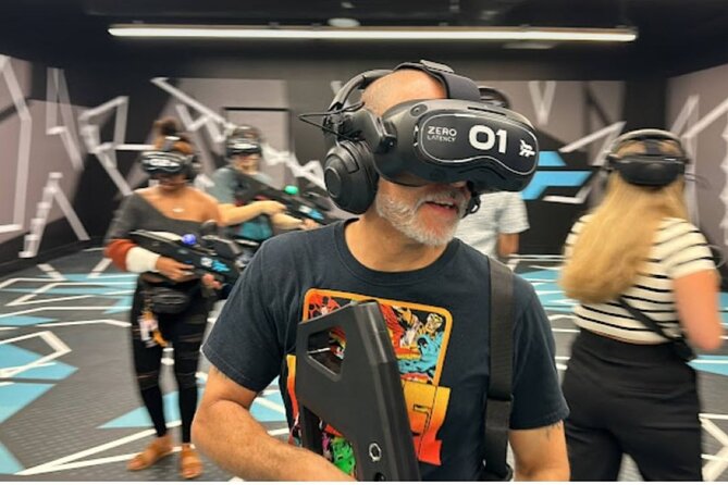 Orlando: Virtual Reality Experience in Max Action Arena - Getting to ICON Park and Starting Without Stress