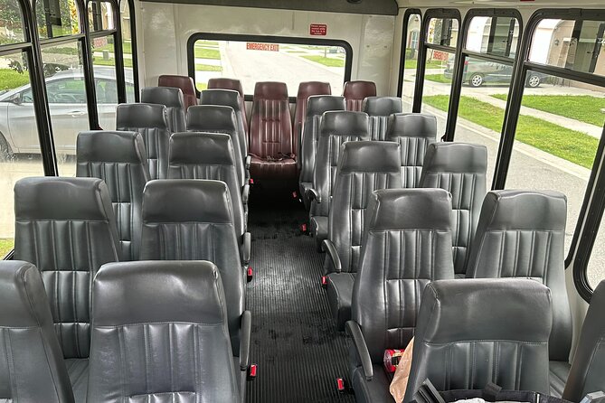 Port Canaveral Cruise Terminal Transfers - Onboard Comfort: Air-Conditioning and Real-World Seating