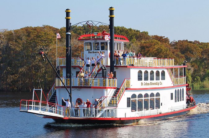 St. Johns River Lunch and Dinner Cruises in Sanford, Florida - Onboard Music and Service: Why People Remember the Trip