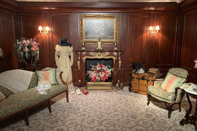 Titanic : The Artifact Exhibition Ticket in Orlando - Grand Staircase and First-Class rooms: why these recreations help you understand the ship