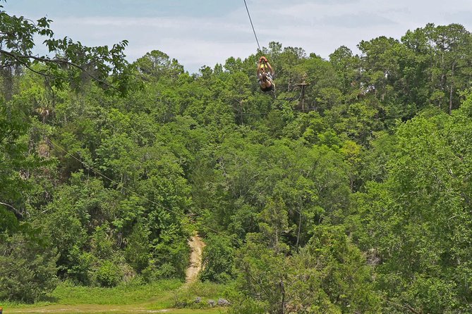 Treetop Express Zip Line Tour with 5 Zip Line Flights & 2 Sky Bridges Included - Start Smart: Orientation and Your Practice Zip