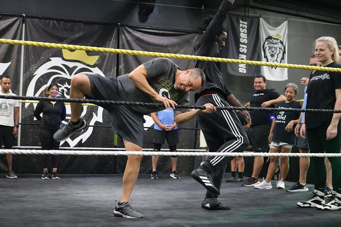Ultimate Pro-Wrestling Group Activity: Real Wrestling Experience - Training that focuses on trust and match psychology